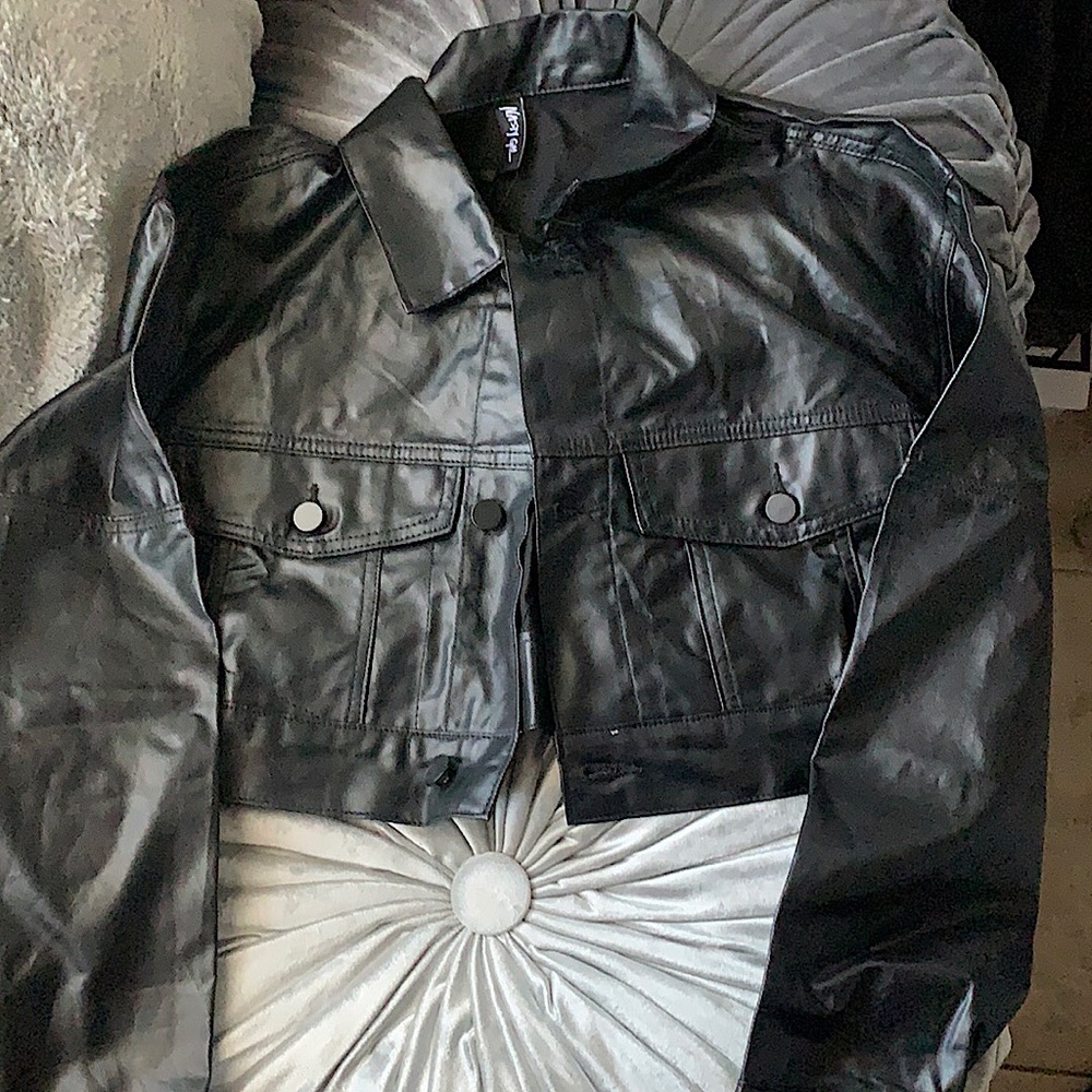 All Black Cropped Leather Jacket